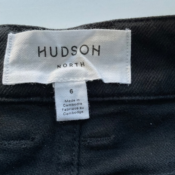 NWT 🦋 Deep Black Denim Shorts | Size: 6 - Picture 5 of 11